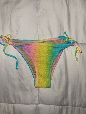 Ragstock Rainbow Tie-Side Smocked Bikini Bottom Size Small